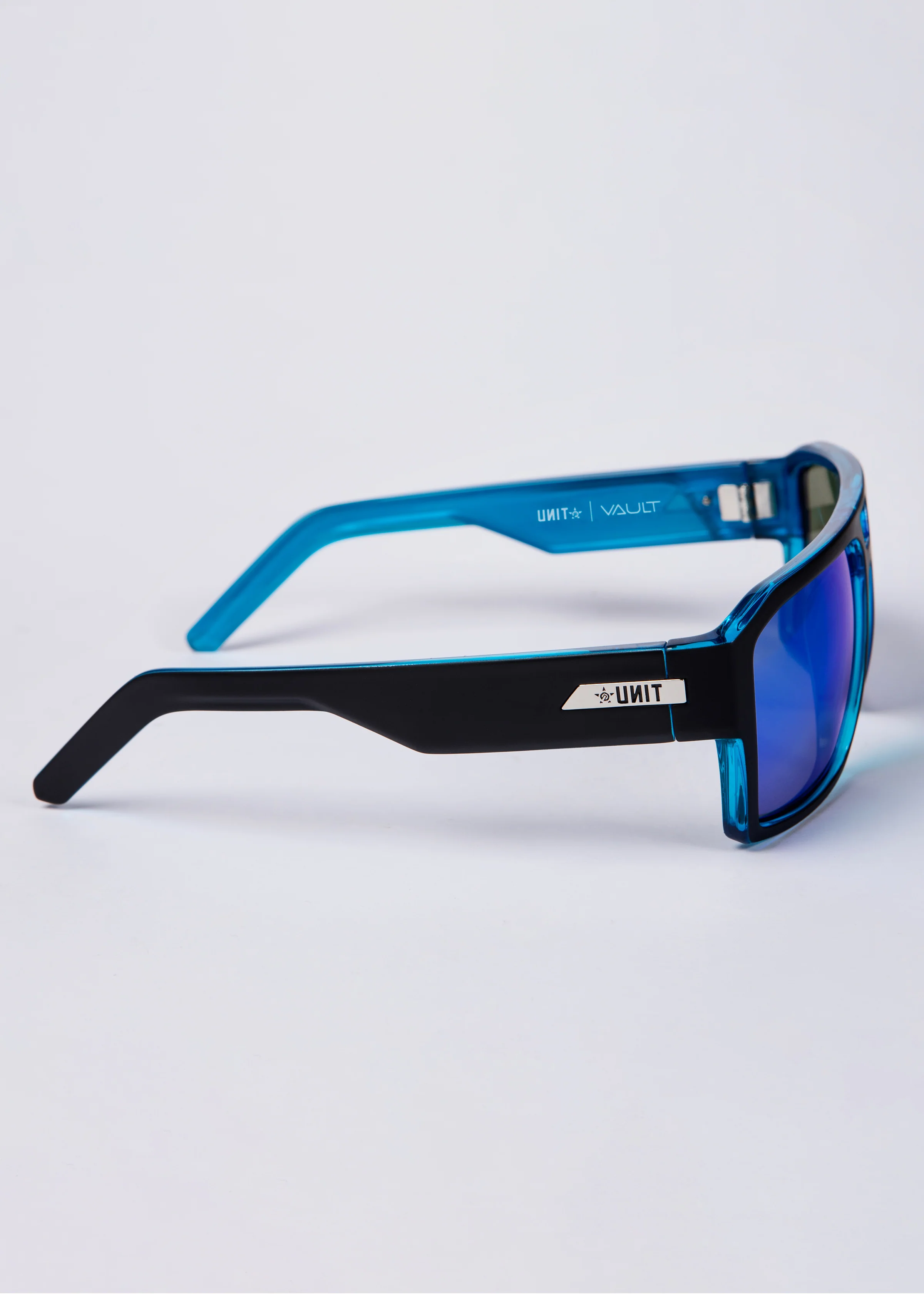 Unit Eyewear - Polarised - Vault - Image 3