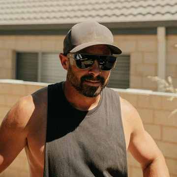 Primes Matte Graphite Frame Grey Polarised Lens - Image 6